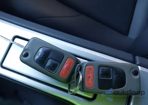 2004 Chrysler Crossfire из США, поврежденный, VIN 1C3AN69L84X024652